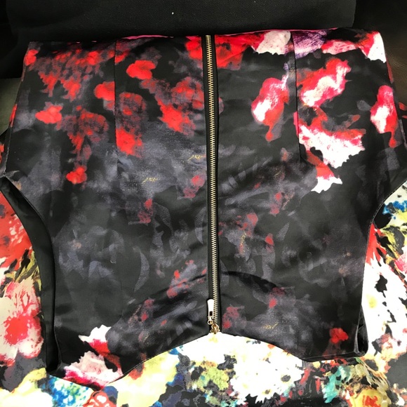 Closing Sale NWOT Chicwish Beautiful Floral Dress - Picture 8 of 14